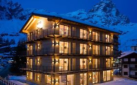 Red Fox Lodge